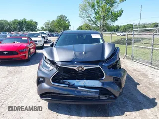 2021 Toyota Highlander L with VIN 5TDZZRAH3MS034975, listed as a IAAI auction lot 39170135 with 86,052 mi miles and . Bid and sale history available at DreamBid. Image 6.