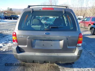 2003 Ford Escape XLS Popular with VIN 1FMYU02103KE02490, listed as a IAAI auction lot 41326202 with 190,280 mi miles and . Bid and sale history available at DreamBid. Image 17.