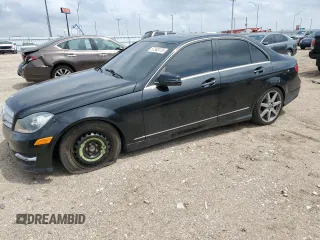 2012 Mercedes-Benz C 300 Sport с VIN WDDGF8BB9CR210323, выставлен на аукционе Copart как лот 57348175 с пробегом 87 400 миль миль и Чистый • Clean title. История ставок и продаж доступна на DreamBid. Изображение 1.