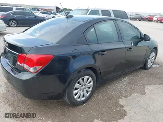 2015 Chevrolet Cruze LS with VIN 1G1PA5SH5F7153512, listed as a IAAI auction lot 42004713 with 166,693 mi miles. Bid and sale history available at carsss.com. Image 4.
