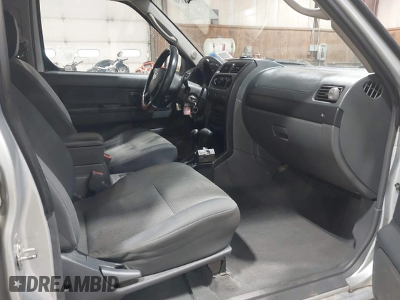2002 Nissan Xterra XE z VIN 5N1ED28Y12C504702, wystawiony jako IAAI lot #42299150 z przebiegiem 84 342 mil mil oraz . Historia ofert i sprzedaży dostępna na DreamBid. Obrazek 5.