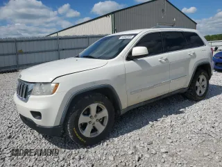 2011 Jeep Grand Cherokee Laredo z VIN 1J4RR4GG5BC553391, wystawiony jako Copart lot #55942955 z przebiegiem 215 964 mil mil oraz Szkoda całkowita • Salvage title. Historia ofert i sprzedaży dostępna na DreamBid. Obrazek 1.