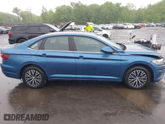 2021 Volkswagen Jetta S with VIN 3VWC57BU9MM054792, listed as a IAAI auction lot 42244993 with 12,494 mi miles and . Bid and sale history available at DreamBid. Image 13.