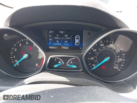 2017 Ford Escape SE with VIN 1FMCU0GD3HUD25445, listed as a IAAI auction lot 42043186 with 90,618 mi miles. Bid and sale history available at carsss.com. Image 7.