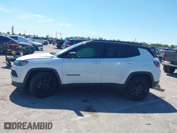 2022 Jeep Compass Latitude with VIN 3C4NJCBB0NT235267, listed as a IAAI auction lot 41700373 with 24,768 mi miles and . Bid and sale history available at carsss.com. Image 14.