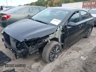 2023 Kia Forte LXS z VIN 3KPF24AD1PE642421, wystawiony jako IAAI lot #40528615 z przebiegiem 9 683 mil mil oraz . Historia ofert i sprzedaży dostępna na DreamBid. Obrazek 18.