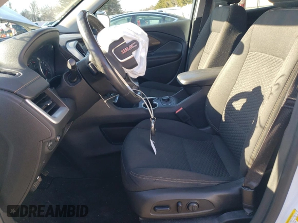 2020 GMC Terrain SLE z VIN 3GKALMEV7LL116217, wystawiony jako Copart lot #46143225 z przebiegiem 101 869 mil mil oraz Szkoda całkowita • Salvage title. Historia ofert i sprzedaży dostępna na DreamBid. Obrazek 7.