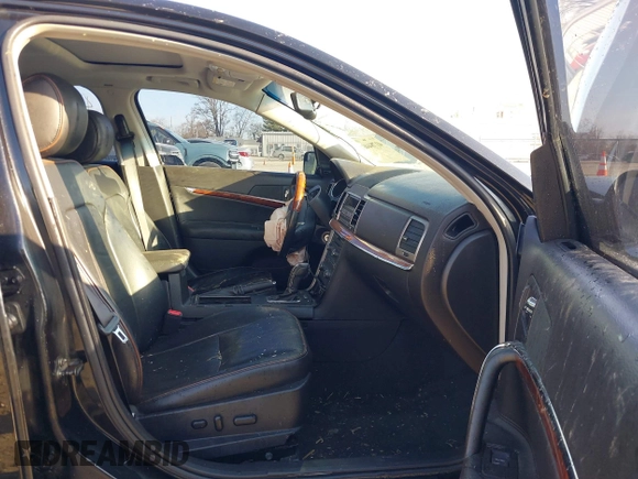 2011 Lincoln MKZ with VIN 3LNHL2JC4BR751602, listed as a IAAI auction lot 41784461 with 212,401 mi miles and . Bid and sale history available at DreamBid. Image 5.