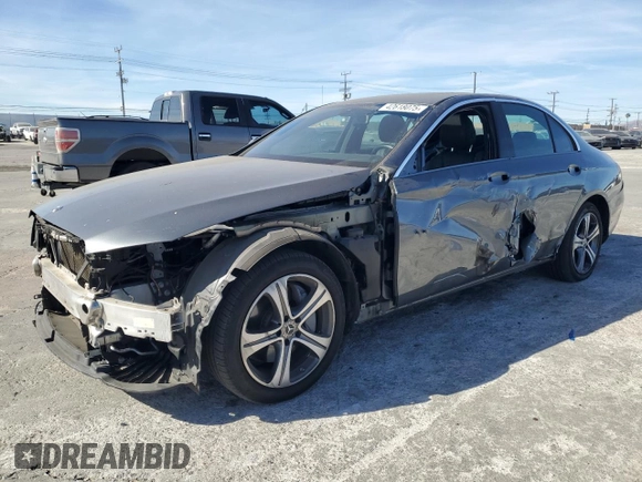 2020 Mercedes-Benz E-Class E 350 with VIN W1KZF8DB9LA829265, listed as a Copart auction lot 42618075 with 52,114 mi miles and Salvage Title. Bid and sale history available at carsss.com. Image 1.