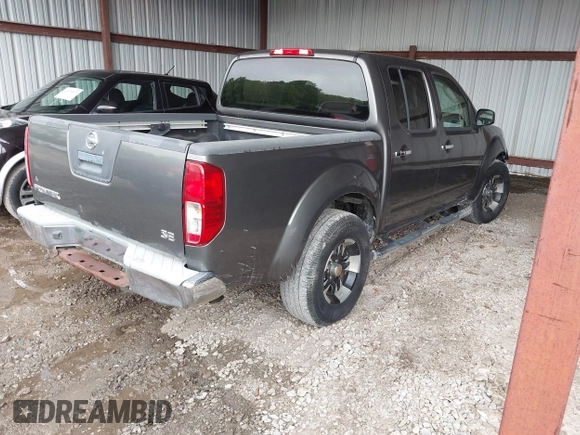 2007 Nissan Frontier SE z VIN 1N6AD07U47C463332, wystawiony jako IAAI lot #42128193 z przebiegiem 145 604 mil mil oraz . Historia ofert i sprzedaży dostępna na DreamBid. Obrazek 4.