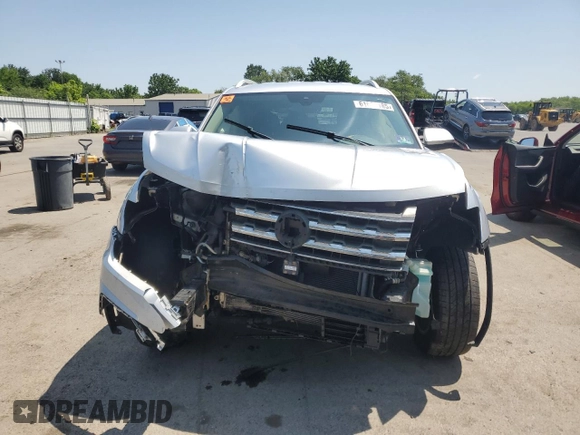 2018 Volkswagen Atlas SE with VIN 1V2LR2CA6JC577519, listed as a Copart auction lot 61823185 with 143,254 mi miles and Salvage title. Bid and sale history available at DreamBid. Image 5.