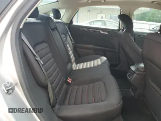 2013 Ford Fusion SE with VIN 3FA6P0HR2DR174320, listed as a Copart auction lot 56330385 with 127,301 mi miles and Salvage title. Bid and sale history available at DreamBid. Image 10.