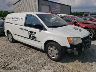 2013 Ram Cargo Van Tradesman with VIN 2C4JRGAG7DR811806, listed as a Copart auction lot 59051744 with 203,606 mi miles and Salvage Title. Bid and sale history available at carsss.com. Image 4.