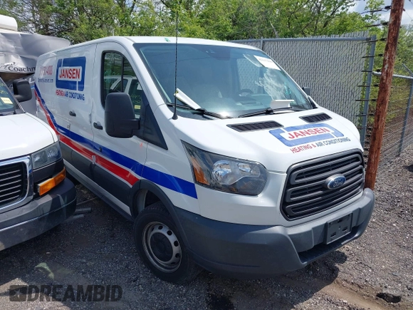 2017 Ford Transit z VIN 1FTYR1ZM1HKB13413, wystawiony jako IAAI lot #42117599 z przebiegiem 114 620 mil mil oraz . Historia ofert i sprzedaży dostępna na DreamBid. Obrazek 1.