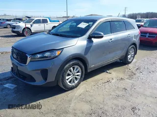 2020 Kia Sorento LX with VIN 5XYPGDA38LG638330, listed as a IAAI auction lot 41740259 with 84,995 mi miles. Bid and sale history available at carsss.com. Image 2.