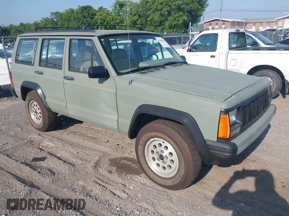 1992 Jeep Cherokee with VIN 1J4FT88S2NL251950, listed as a IAAI auction lot 42662079 with 1,689,263 mi miles and . Bid and sale history available at DreamBid. Image 1.