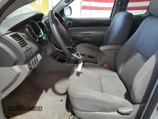 2006 Toyota Tacoma z VIN 5TETX22NX6Z302658, wystawiony jako Copart lot #58216445 z przebiegiem 228 466 mil mil oraz Tytuł czysty. Historia ofert i sprzedaży dostępna na DreamBid. Obrazek 7.