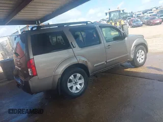 2005 Nissan Pathfinder LE with VIN 5N1AR18UX5C782168, listed as a IAAI auction lot 42395379 with Not provided miles and . Bid and sale history available at DreamBid. Image 4.