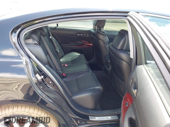2006 Lexus GS 300 z VIN JTHBH96S965010356, wystawiony jako IAAI lot #42381054 z przebiegiem 166 581 mil mil oraz . Historia ofert i sprzedaży dostępna na DreamBid. Obrazek 8.