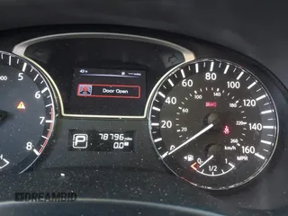 2015 Nissan Pathfinder SV z VIN 5N1AR2MN6FC678167, wystawiony jako IAAI lot #41296424 z przebiegiem 78 796 mil mil oraz . Historia ofert i sprzedaży dostępna na DreamBid. Obrazek 16.