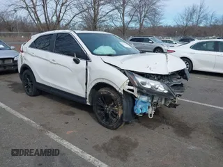 2019 Mitsubishi Eclipse Cross LE z VIN JA4AT4AA9KZ021996, wystawiony jako IAAI lot #41596010 z przebiegiem 80 304 mil mil oraz . Historia ofert i sprzedaży dostępna na DreamBid. Obrazek 1.