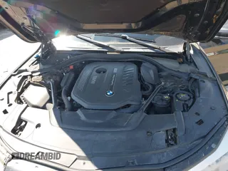 2016 BMW 7 Series 740i with VIN WBA7E2C55GG547752, listed as a IAAI auction lot 41992704 with Not Provided miles and . Bid and sale history available at carsss.com. Image 10.