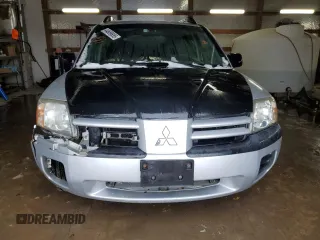 2005 Mitsubishi Endeavor LS with VIN 4A4MN21S55E064939, listed as a Copart auction lot 44689655 with 176,880 mi miles and Salvage Title. Bid and sale history available at carsss.com. Image 5.