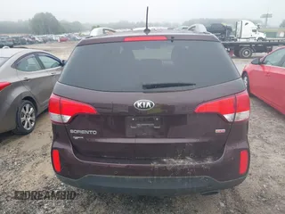 2015 Kia Sorento LX with VIN 5XYKTDA76FG565178, listed as a IAAI auction lot 42196426 with 160,933 mi miles. Bid and sale history available at carsss.com. Image 16.