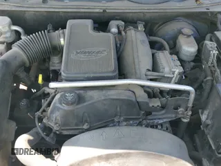 2005 Chevrolet TrailBlazer LT с VIN 1GNDS13S652165830, выставлен на аукционе IAAI как лот 42586283 с пробегом 199 946 миль миль и . История ставок и продаж доступна на DreamBid. Изображение 15.