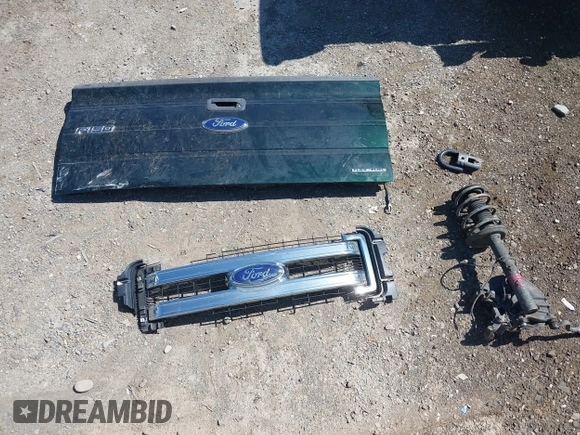 2013 Ford F-150 XL с VIN 1FTFX1EF5DFD70453, выставлен на аукционе IAAI как лот 42081881 с пробегом Не указан миль и . История ставок и продаж доступна на DreamBid. Изображение 11.