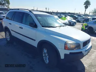2006 Volvo XC90 2.5L Turbo with VIN YV4CZ592761264675, listed as a IAAI auction lot 41359041 with 123,348 mi miles. Bid and sale history available at carsss.com. Image 1.