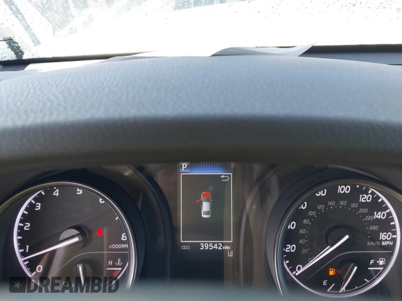 2023 Toyota Camry SE z VIN 4T1G11AKXPU747251, wystawiony jako IAAI lot #42388819 z przebiegiem 39 542 mil mil oraz . Historia ofert i sprzedaży dostępna na DreamBid. Obrazek 7.