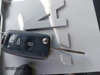 2013 Volkswagen Jetta SE z VIN 3VWDP7AJ3DM430540, wystawiony jako IAAI lot #42131097 z przebiegiem 121 838 mil mil oraz . Historia ofert i sprzedaży dostępna na DreamBid. Obrazek 11.