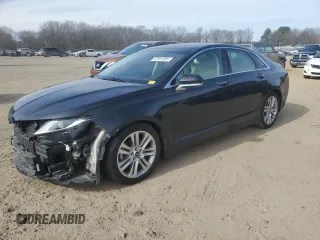 2015 Lincoln MKZ with VIN 3LN6L2GK5FR623753, listed as a Copart auction lot 87551265 with 92,423 mi miles and Salvage Title. Bid and sale history available at carsss.com. Image 1.