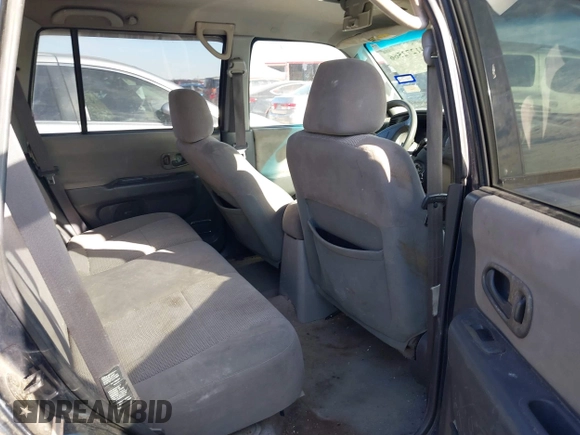 2002 Mitsubishi Montero ES z VIN JA4LS21H02J040318, wystawiony jako IAAI lot #41272566 z przebiegiem 278 339 mil mil oraz . Historia ofert i sprzedaży dostępna na DreamBid. Obrazek 8.