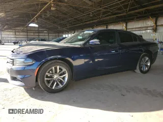 2015 Dodge Charger SXT z VIN 2C3CDXHG8FH916350, wystawiony jako Copart lot #81307674 z przebiegiem 113 959 mil mil oraz Szkody całkowita. Historia ofert i sprzedaży dostępna na DreamBid. Obrazek 1.