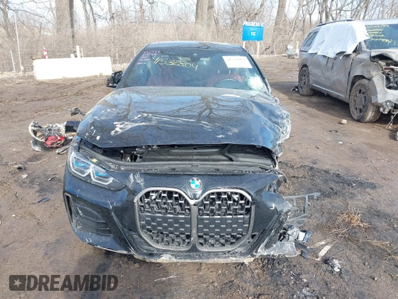 2021 BMW 4 Series M440i xDrive with VIN WBA13AR07MCF99133, listed as a IAAI auction lot 41532804 with 14,983 mi miles and . Bid and sale history available at DreamBid. Image 13.