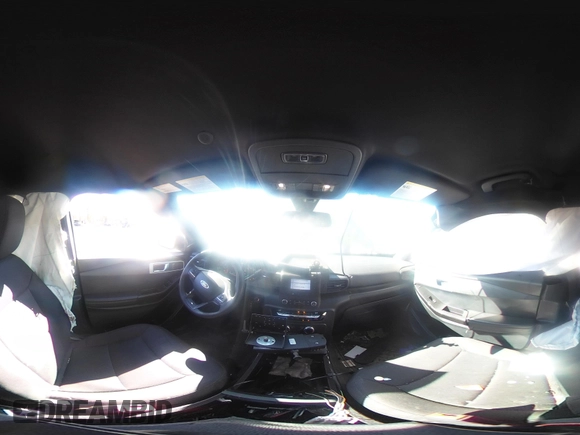 2021 Ford Police Interceptor Utility z VIN 1FM5K8AB0MGB98697, wystawiony jako IAAI lot #41877811 z przebiegiem 23 127 mil mil oraz . Historia ofert i sprzedaży dostępna na DreamBid. Obrazek 18.