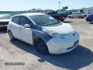 2015 Nissan LEAF S with VIN 1N4AZ0CP9FC309496, listed as a IAAI auction lot 42021957 with 74,885 mi miles. Bid and sale history available at carsss.com. Image 1.