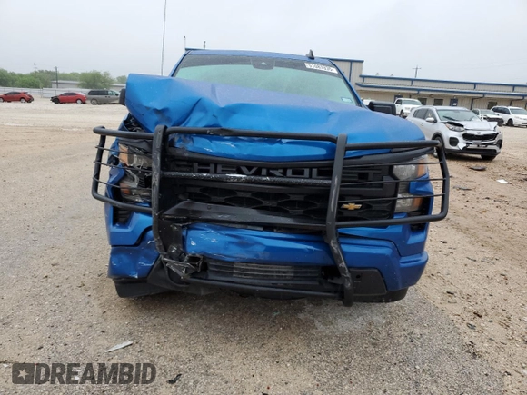 2022 Chevrolet Silverado 1500 Custom with VIN 3GCPABEK4NG536745, listed as a Copart auction lot 51083935 with 88,669 mi miles and Salvage Title. Bid and sale history available at DreamBid. Image 5.