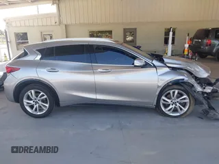 2018 Infiniti QX30 Pure with VIN SJKCH5CPXJA002505, listed as a IAAI auction lot 42276620 with 90,555 mi miles and . Bid and sale history available at DreamBid. Image 13.