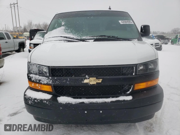2021 Chevrolet Express Cargo with VIN 1GCWGAFP9M1245301, listed as a Copart auction lot 44656195 with 55,710 mi miles and Salvage title. Bid and sale history available at DreamBid. Image 5.