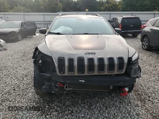 2017 Jeep Cherokee Trailhawk с VIN 1C4PJMBS0HW614556, выставлен на аукционе Copart как лот 59213445 с пробегом 135 533 миль миль и Чистый • Clean title. История ставок и продаж доступна на DreamBid. Изображение 5.