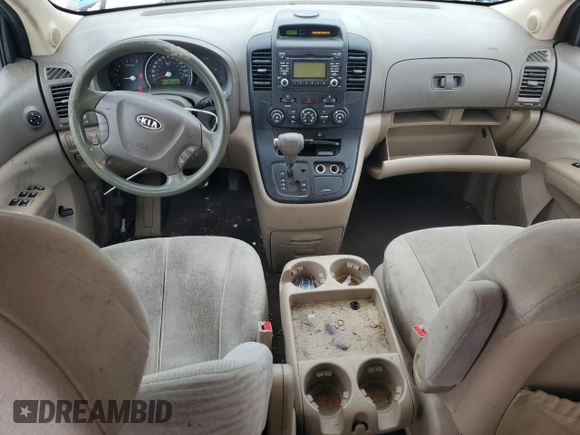 2009 Kia Sedona LX with VIN KNDMB233396271268, listed as a Copart auction lot 45562985 with 263,296 mi miles and Salvage Title. Bid and sale history available at carsss.com. Image 8.