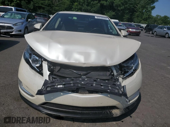 2014 Chevrolet Volt with VIN 1G1RA6E45EU159057, listed as a Copart auction lot 78576584 with Not Provided miles and Salvage Title. Bid and sale history available at DreamBid. Image 5.