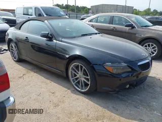 2006 BMW 6 Series 650Ci z VIN WBAEK13456CN77857, wystawiony jako IAAI lot #42306116 z przebiegiem 135 628 mil mil oraz . Historia ofert i sprzedaży dostępna na DreamBid. Obrazek 1.