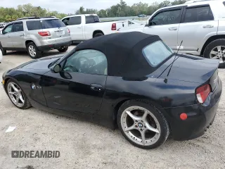 2006 BMW Z4 3.0si with VIN 4USBU53556LX01572, listed as a Copart auction lot 76093094 with 170,750 mi miles and Salvage Title. Bid and sale history available at carsss.com. Image 2.