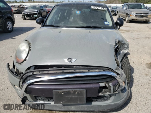 2016 MINI Hardtop 4 Door with VIN WMWXU1C55G2D09641, listed as a Copart auction lot 50567495 with 123,796 mi miles and Salvage Title. Bid and sale history available at DreamBid. Image 5.