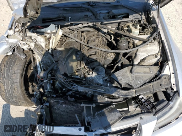 2008 BMW 3 Series 328i with VIN WBAVC53508FZ86430, listed as a Copart auction lot 55310805 with 160,013 mi miles and Salvage Title. Bid and sale history available at DreamBid. Image 11.