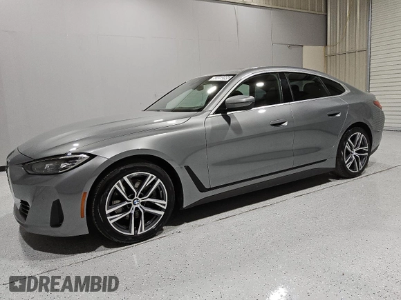2024 BMW 4 Series 430i xDrive with VIN WBA73AV09RFS86054, listed as a Copart auction lot 52459395 with 27,653 mi miles and Clean Title. Bid and sale history available at carsss.com. Image 1.